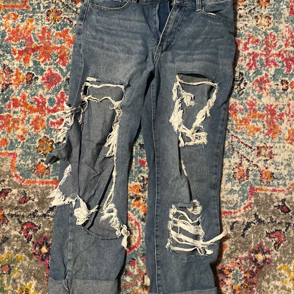 Ripped skinny jeans worn x2